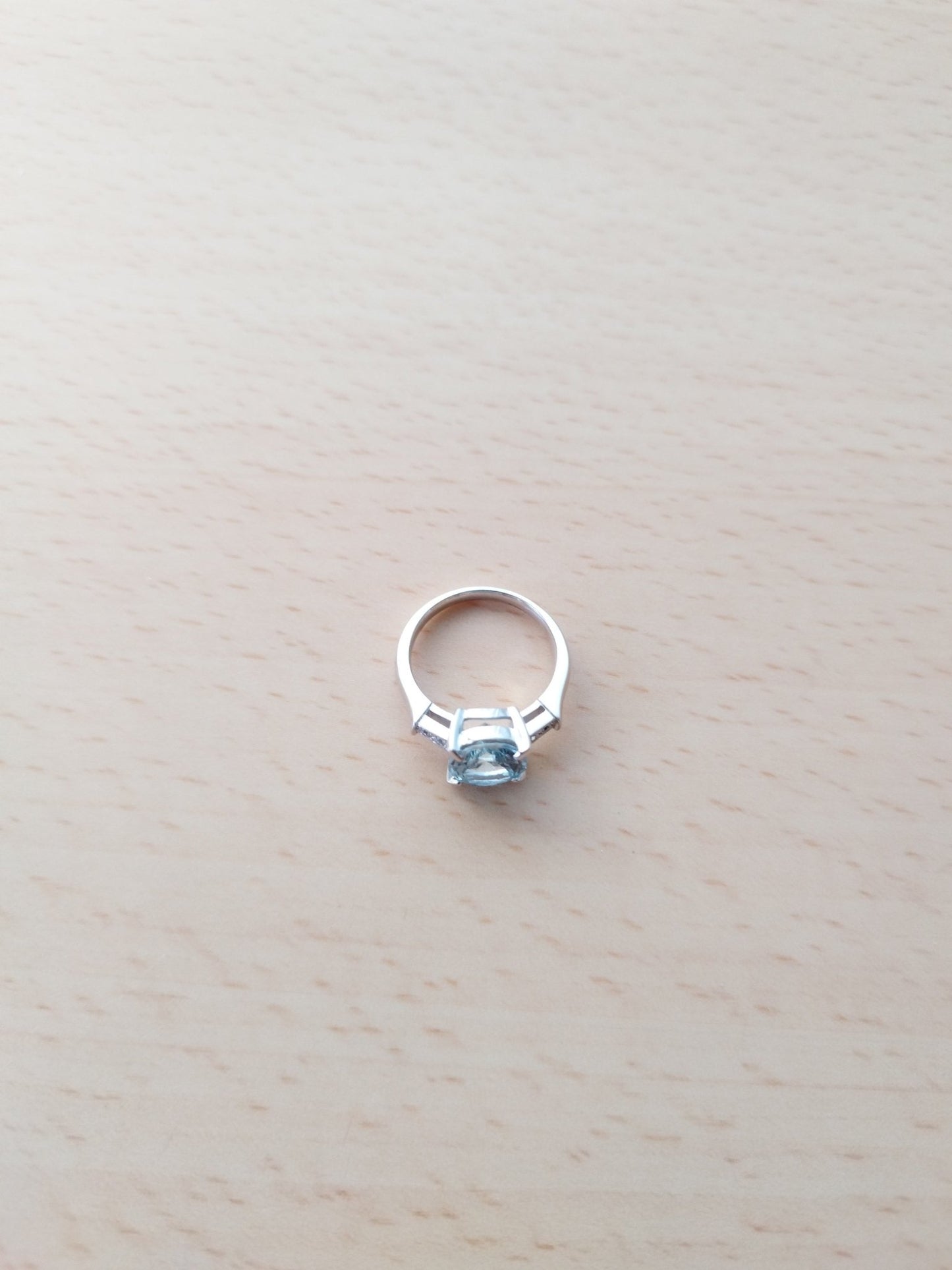 aquamarine 3ct. ring - Himekobo