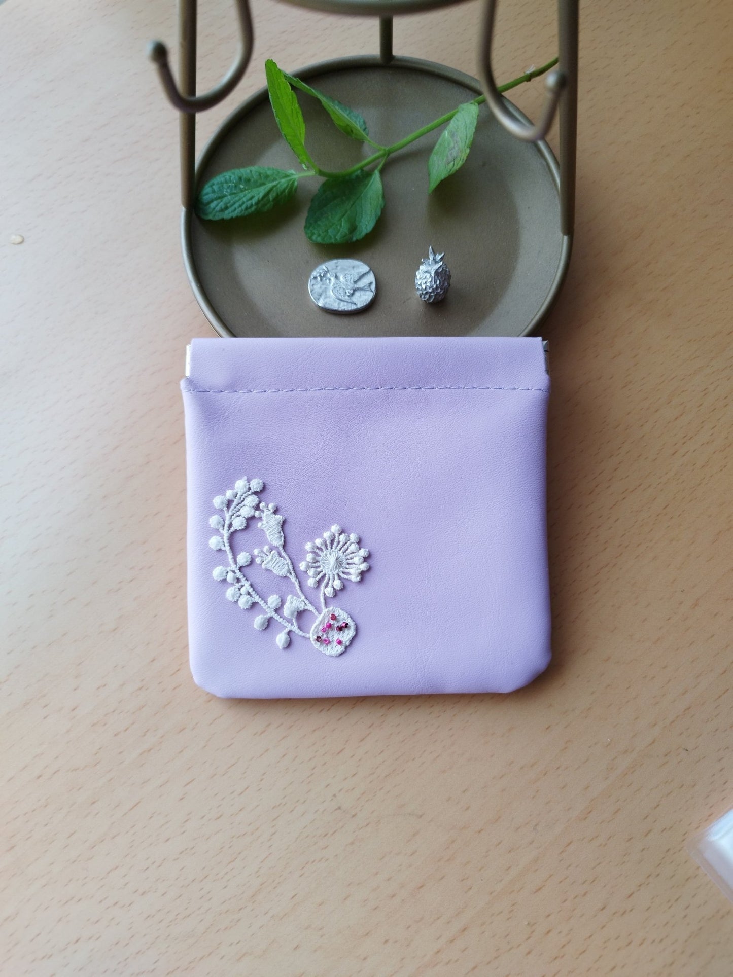 Floral Stitch Pouch - lavender - Himekobo