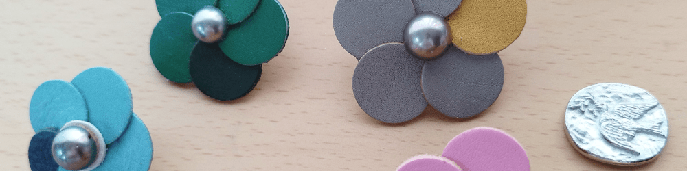 Brooch - Himekobo